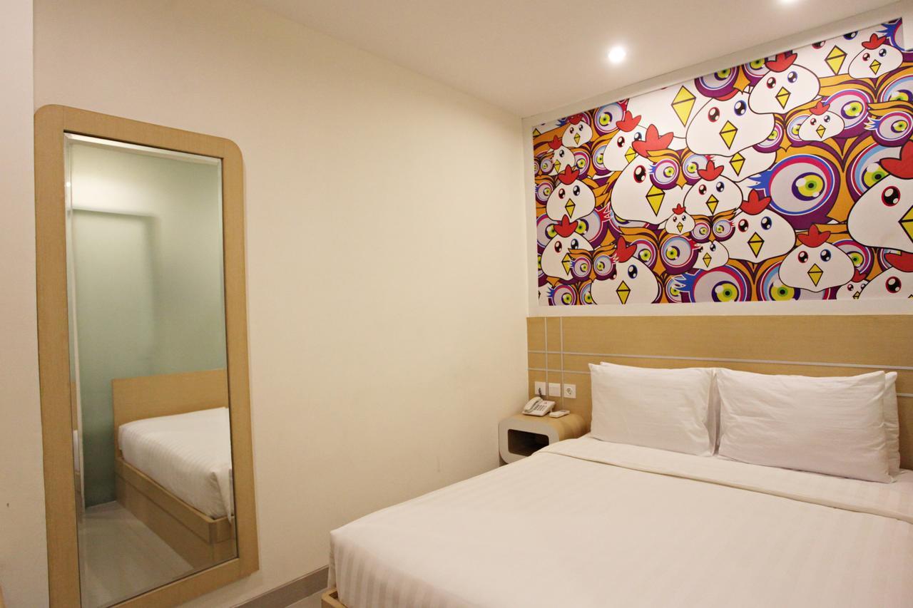 Nite & Day Surabaya - Gunungsari Hotell Exteriör bild